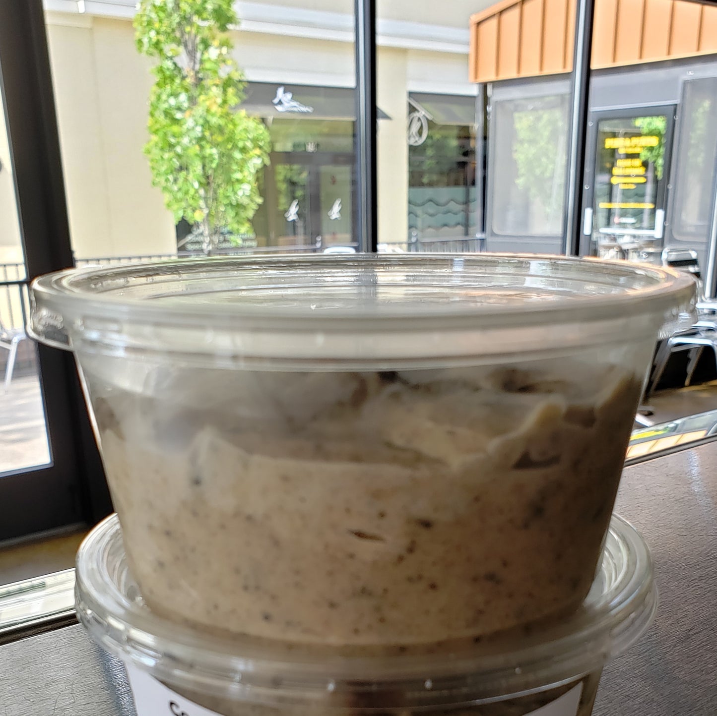 Kelly's Famous Edible Cookie Dough - 10oz - Cookies & Cream